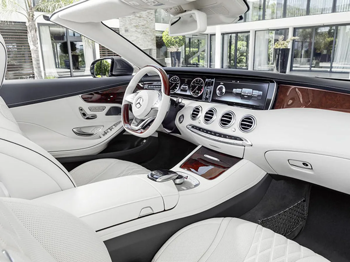Mercedes-Benz представил кабриолет S-класса