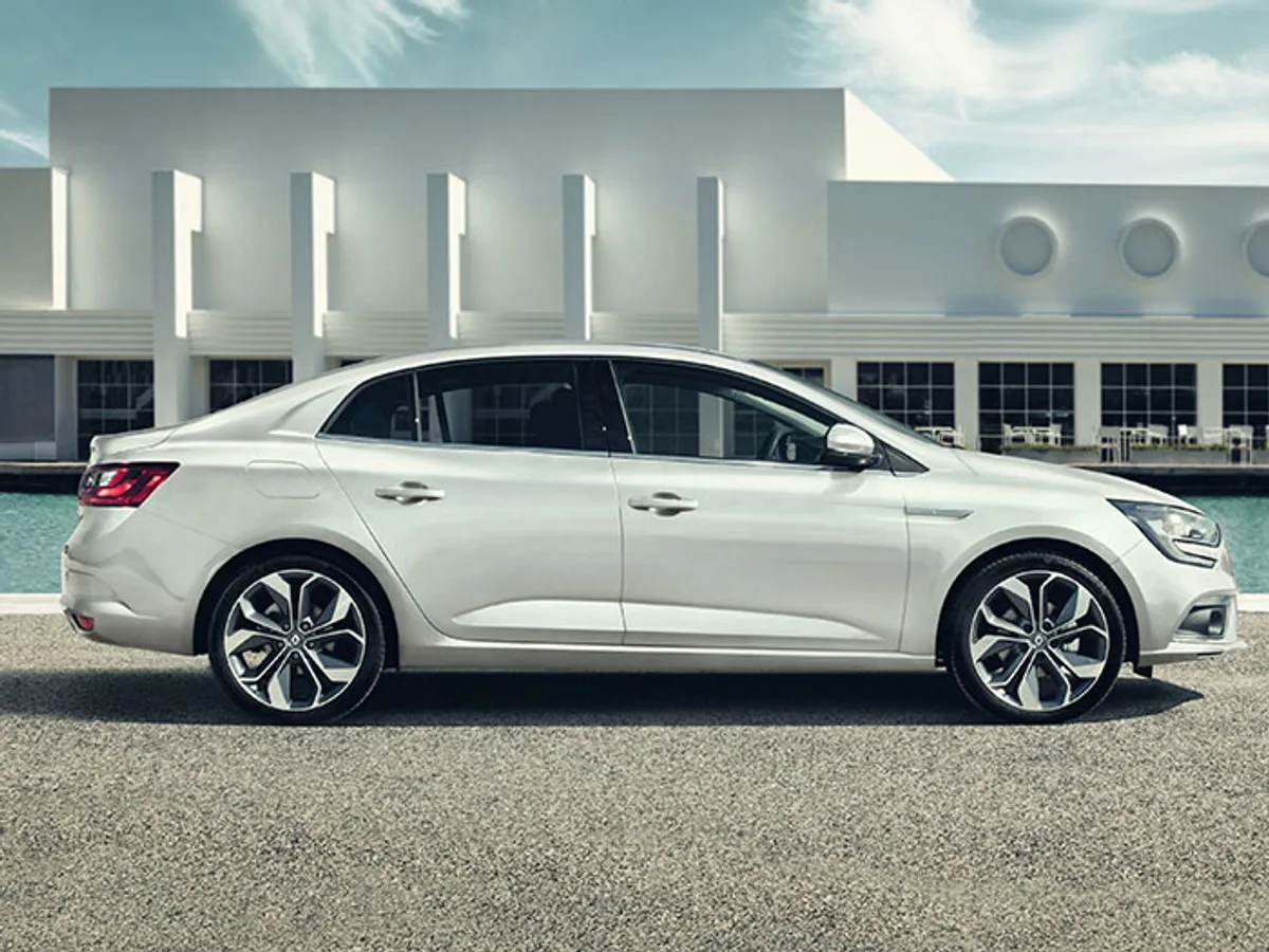 Renault представила седан Megane