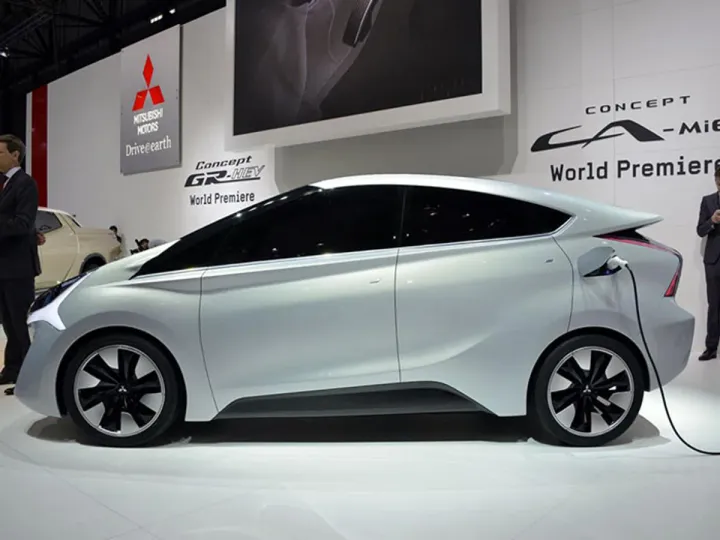 Mitsubishi CA-MiEV: 300 км на одном дыхании