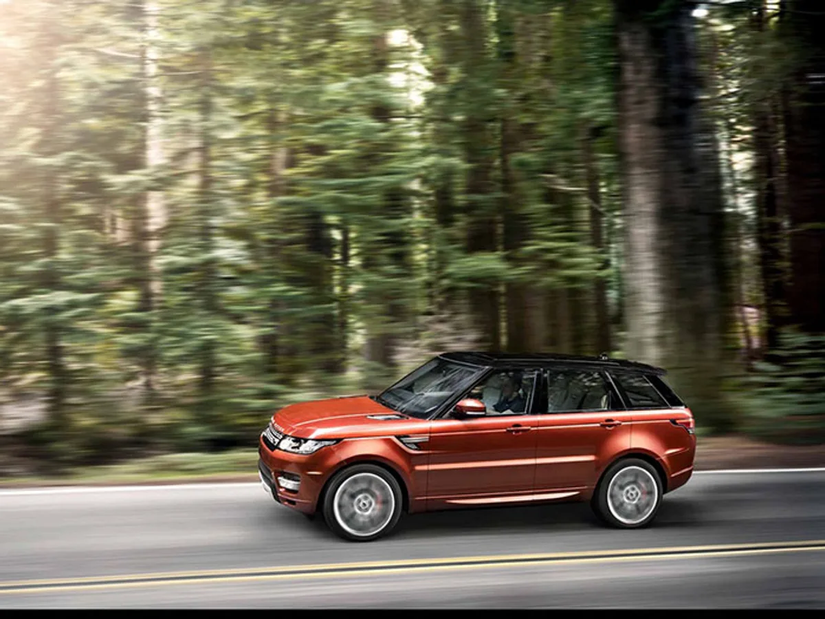 Range Rover Sport: быстрее, мощнее, просторнее