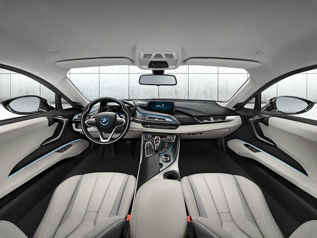 BMW i8 в деталях