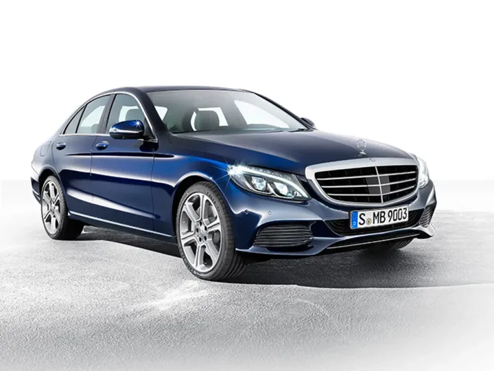 Mercedes-Benz C-класса: революция в сегменте