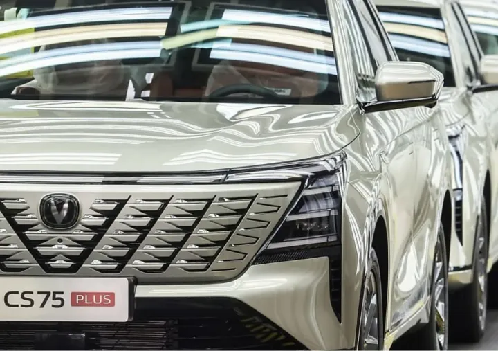 Changan открыл самообучающийся завод на основе ИИ