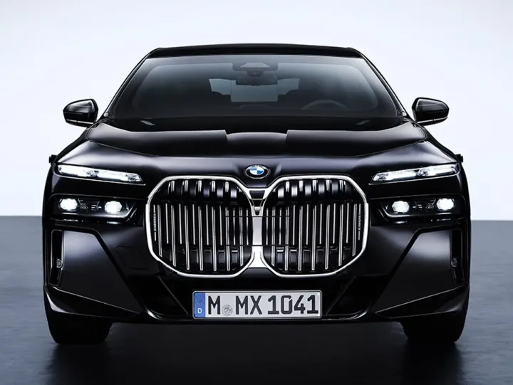 Грозит проблемами. Продажи BMW, Mercedes-Benz, Volkswagen и Porsche обрушились в КНР