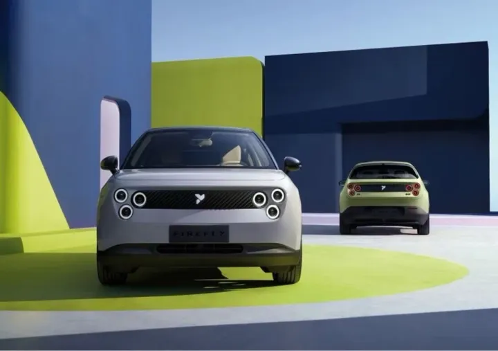 Китайцы показали очень безопасный хэтчбек: он стоит как Lada Vesta