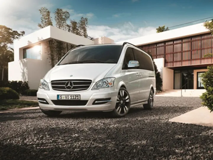 Mercedes-Benz начал продажи самого дорого Viano