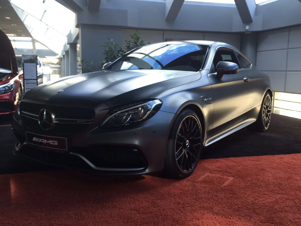 Эксклюзивный Mercedes-AMG C 63 S на Воздвиженке, 12