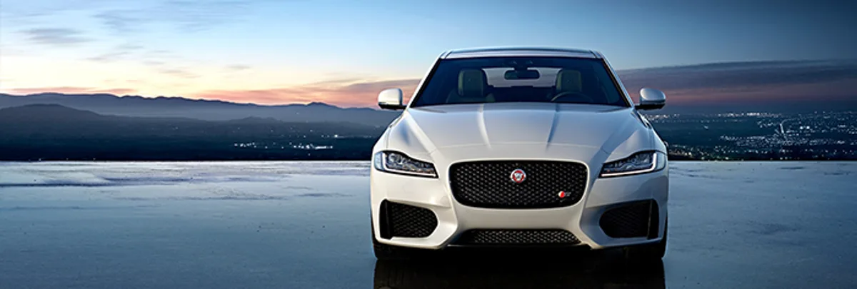 Jaguar XF новый тренд в бизнесе. C преимуществом до 742 400 рублей* в РОЛЬФ Ясенево