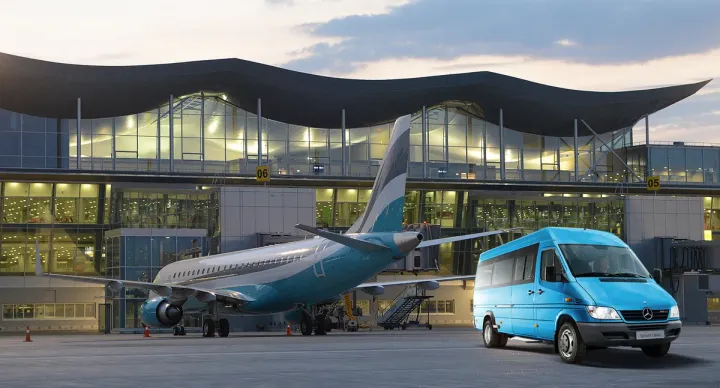 «Бизнес-класс» по цене «эконом»: Mercedes-Benz Sprinter Classic микроавтобус