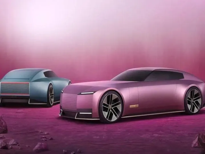 Состоялся дебют нового купе Jaguar Type 00. Авто сняли на фото