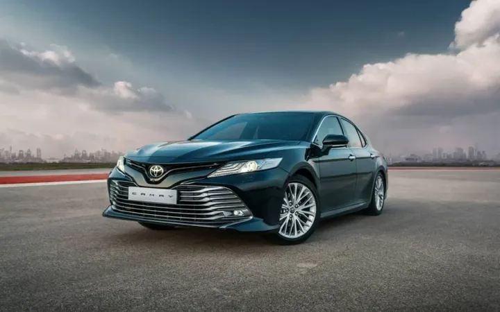 Toyota Camry XV70 начали распродавать перед приходом нового поколения модели