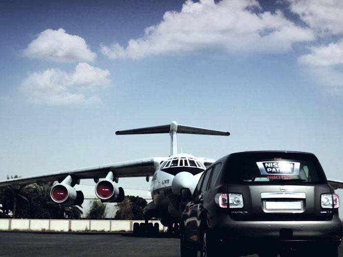 Nissan Patrol «утащил» грузовой Ил-72