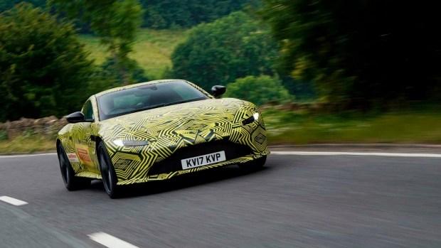 Aston Martin проводит финальные испытания модели Vantage