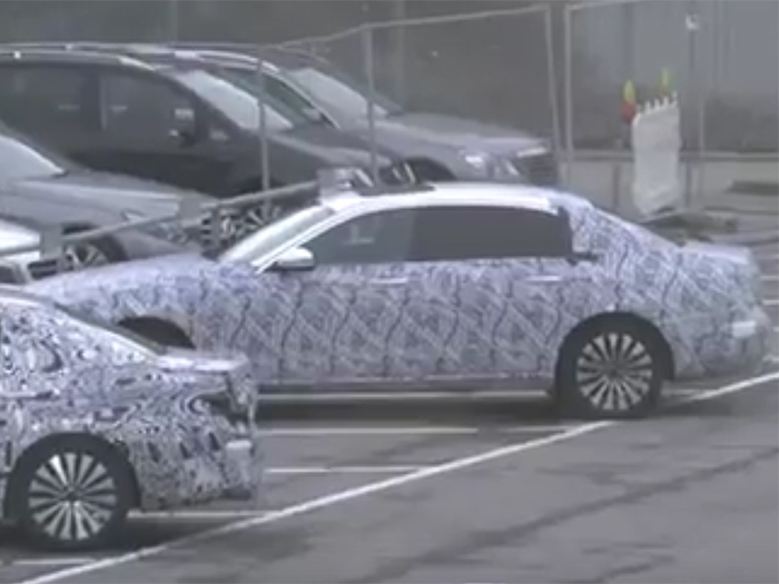 Mercedes-Maybach E-класса впервые замечен на тестах