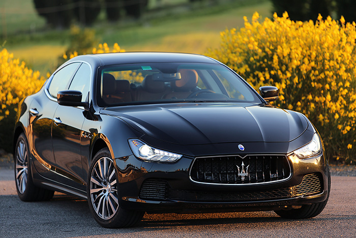 Maserati отзывает автомобили из-за ковриков с водительской стороны