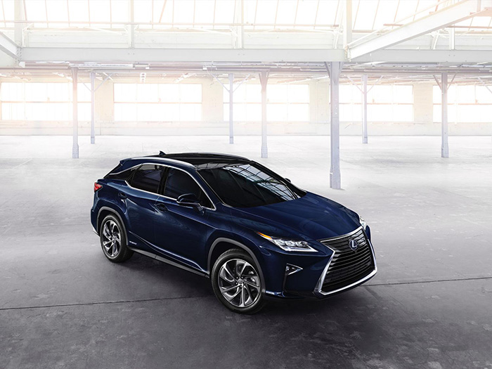 Lexus рассекретил новый RX