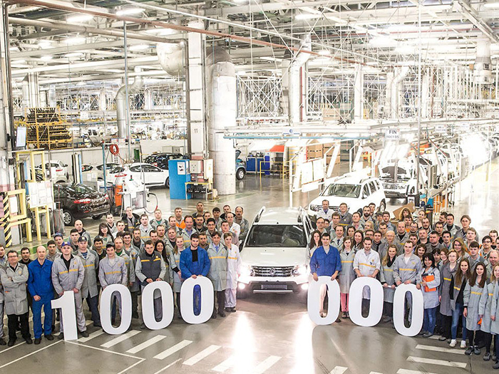 Завод Renault в Москве выпустил миллионный автомобиль