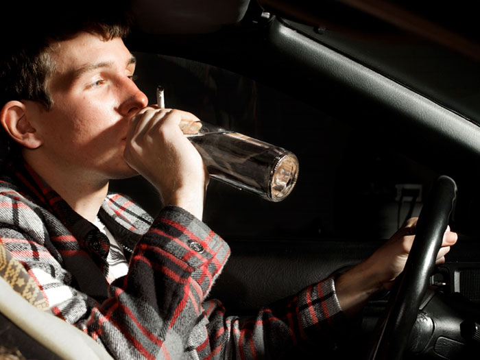 У пьяных водителей отберут автомобили