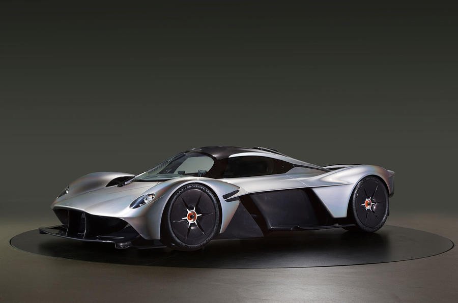 Aston Martin показал предсерийный суперкар Valkyrie