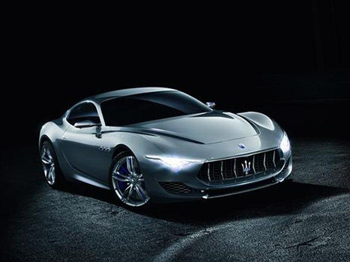 Maserati Alfieri дали зеленый свет