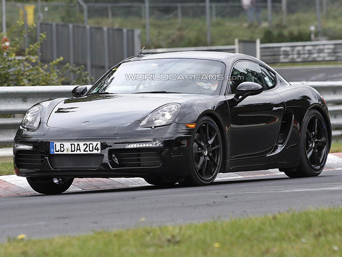 Обновленный Porsche Cayman впервые попал на видео