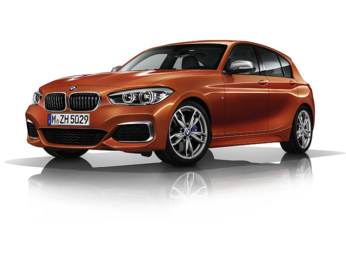 BMW объявила рублевые цены на хот-хэтч M140i
