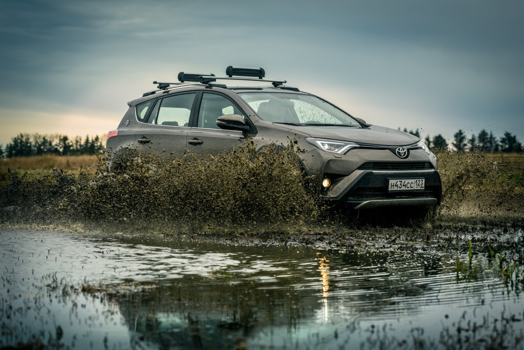В России стартовали продажи спецверсии Toyota RAV4 для приключений