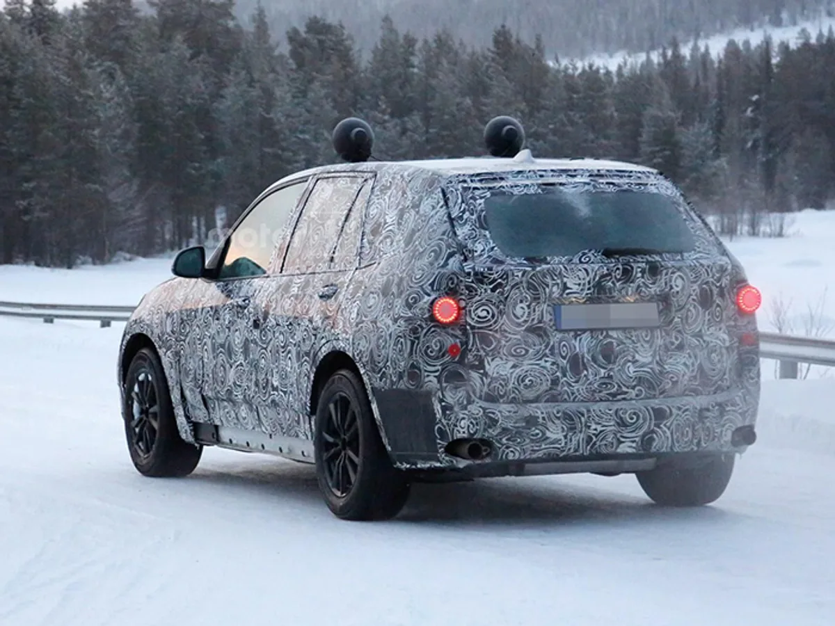x5-01.jpg BMW начала тесты нового X5