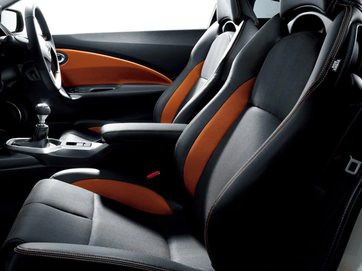 Honda обновила гибридный CR-Z