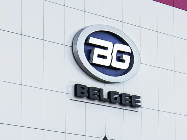 Цены на BelGee X70 с учетом дилерских программ стартует в РФ от 2,6 млн рублей