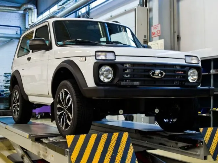 Lada Niva Sport получила оригинальные колесные диски: внедорожник сняли на фото