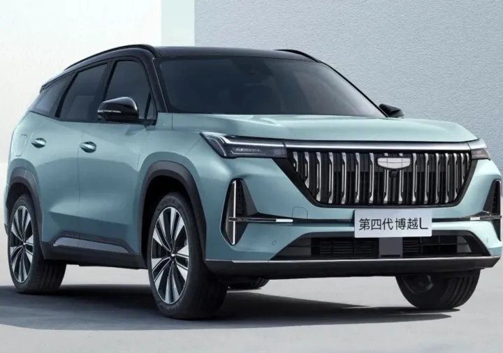 Начались продажи нового Geely Atlas за 1 млн рублей, его покупают каждые две минуты