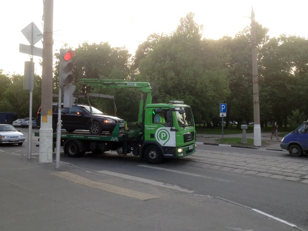 Москва рассекретит все районы, откуда будут эвакуировать автомобили