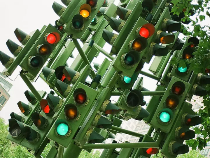 Переключать светофоры будут дистанционно
