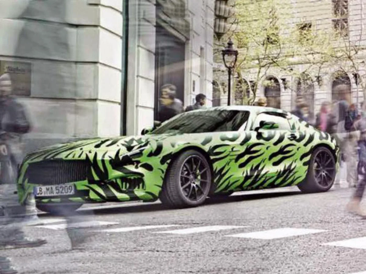 Mercedes AMG GT получит открытую версию