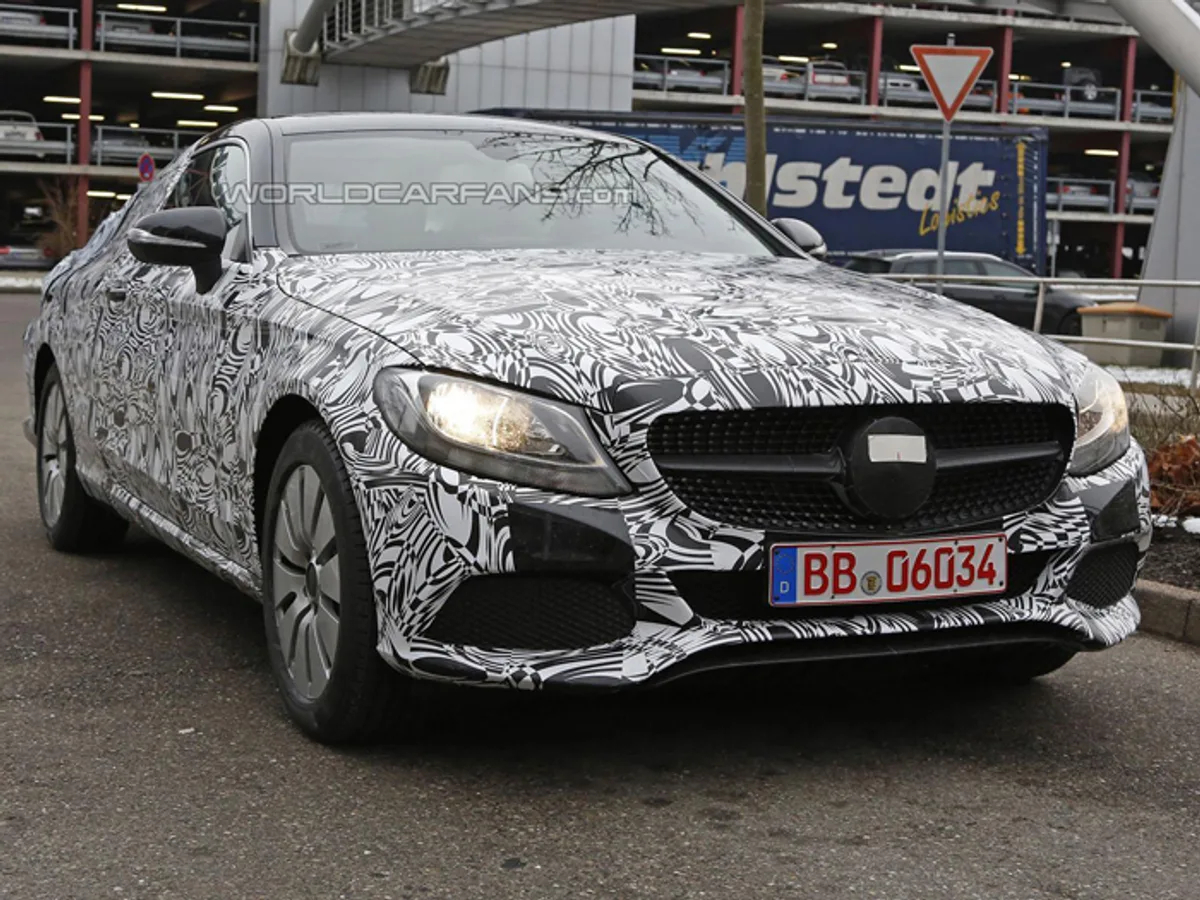 Mercedes C-Class Coupe 0122012015.jpg Купе Mercedes C-класса: первые фото