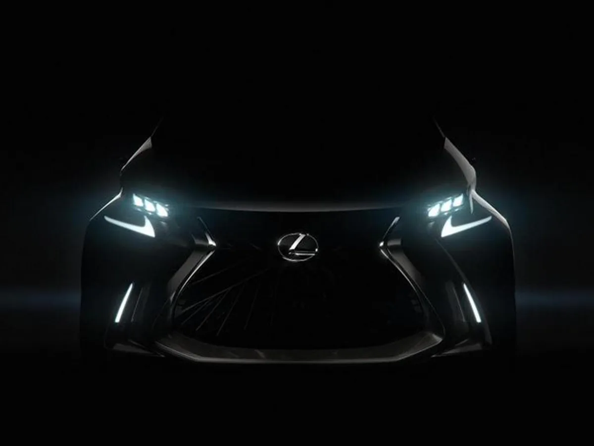 Компактная модель Lexus: первое изображение