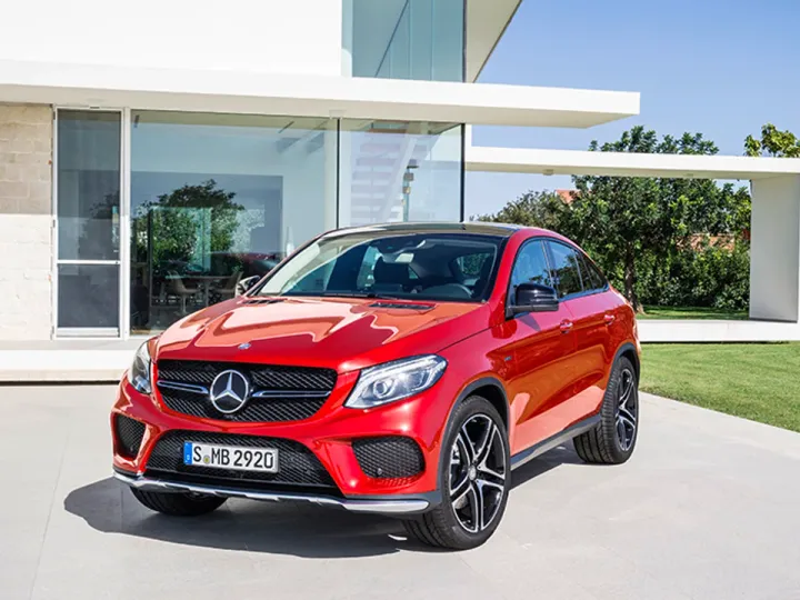 Mercedes объявил цены на кроссовер GLE Coupe