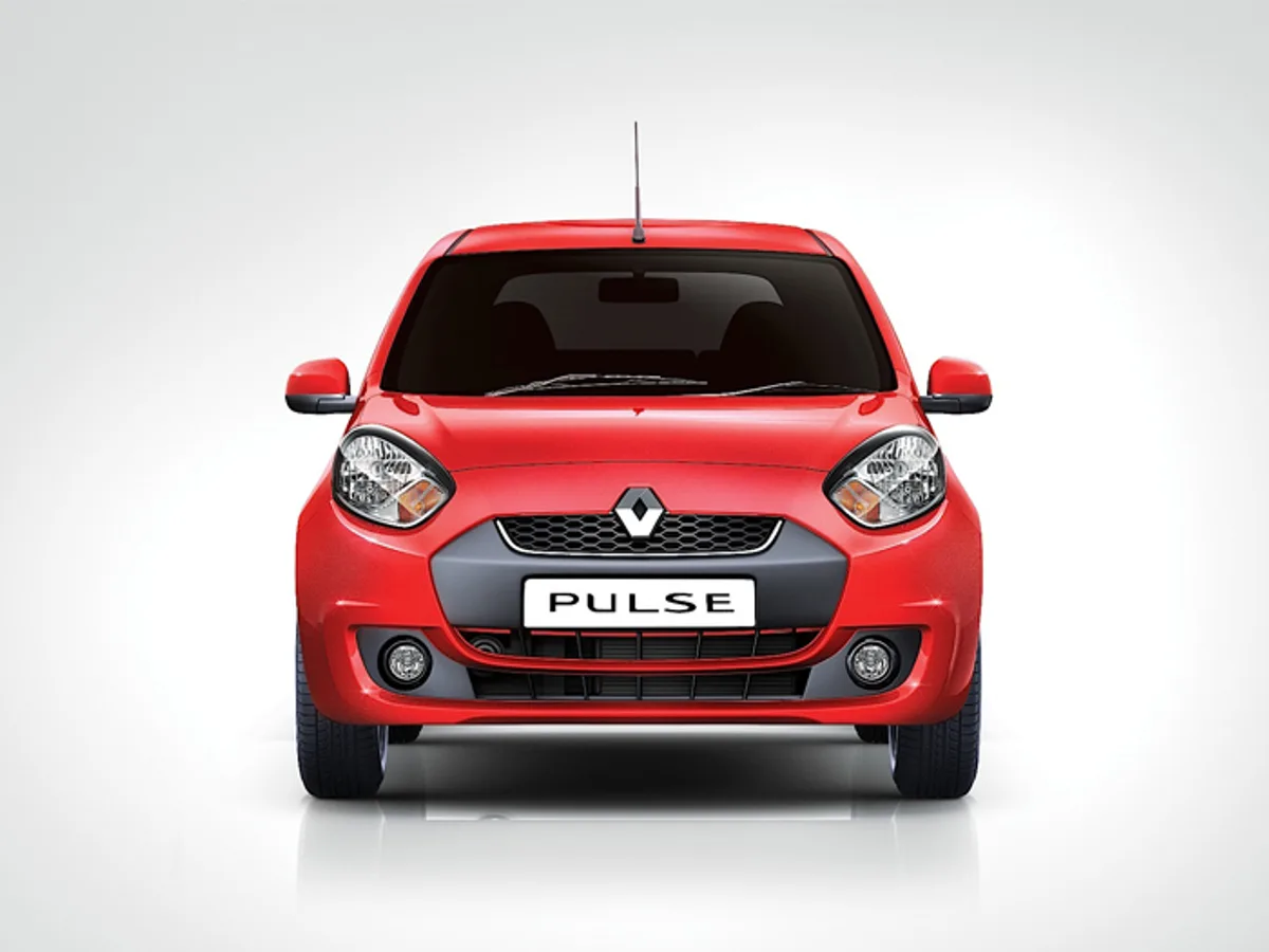 Renault-Pulse-0214042015.jpg Renault готовит новый бюджетный хэтчбек