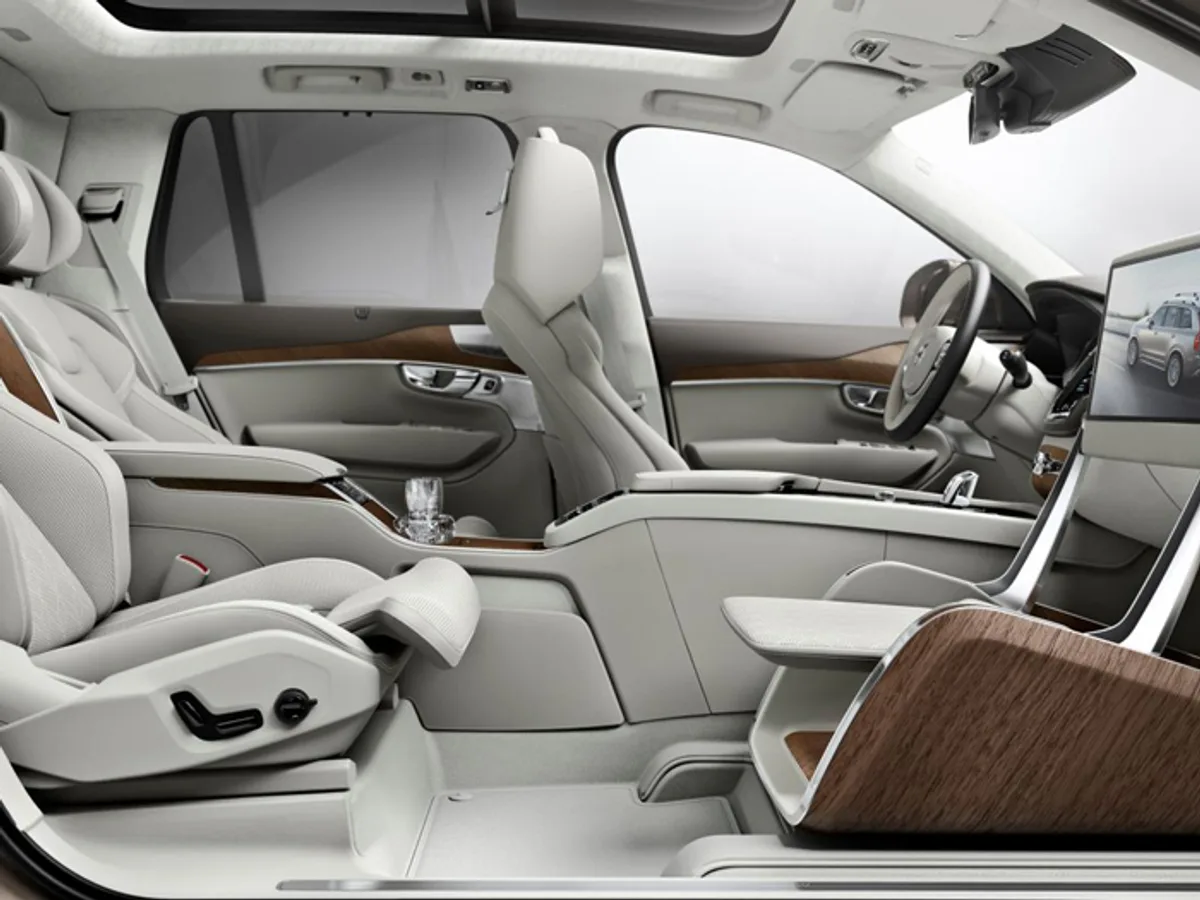Volvo превратила XC90 в рабочий кабинет