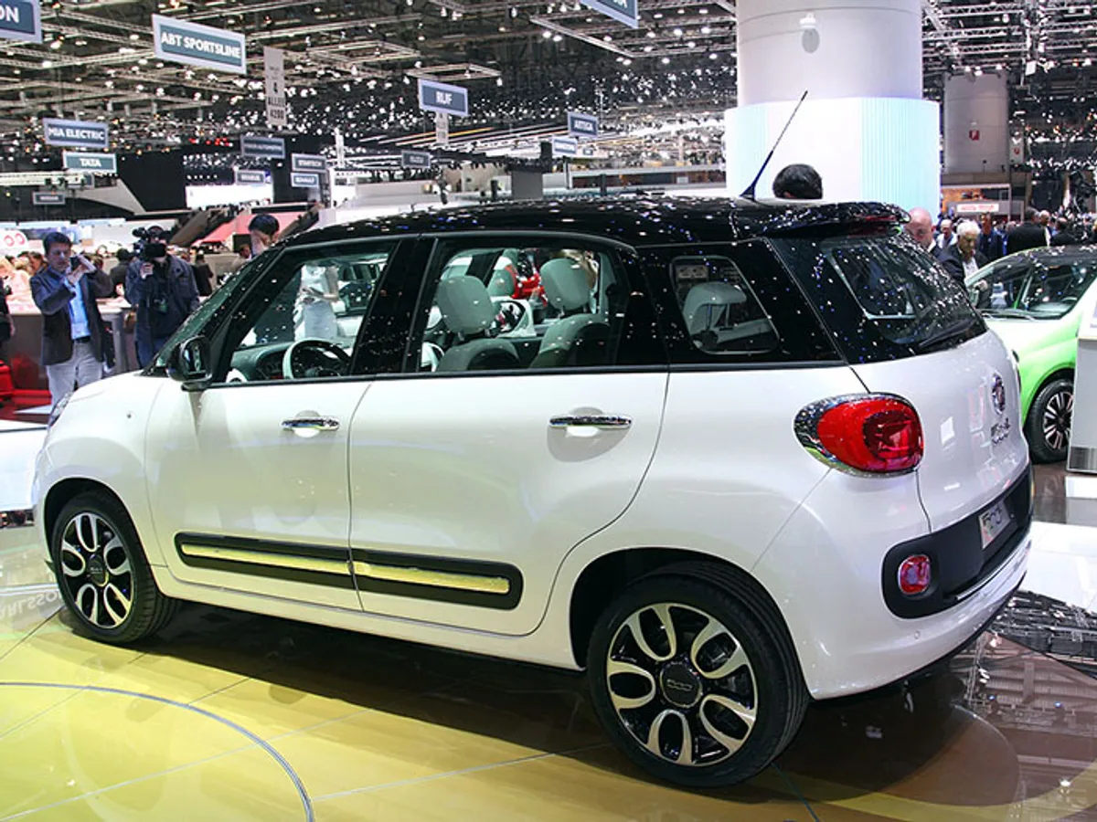 Решение о беспошлинном ввозе сербских Fiat отложено