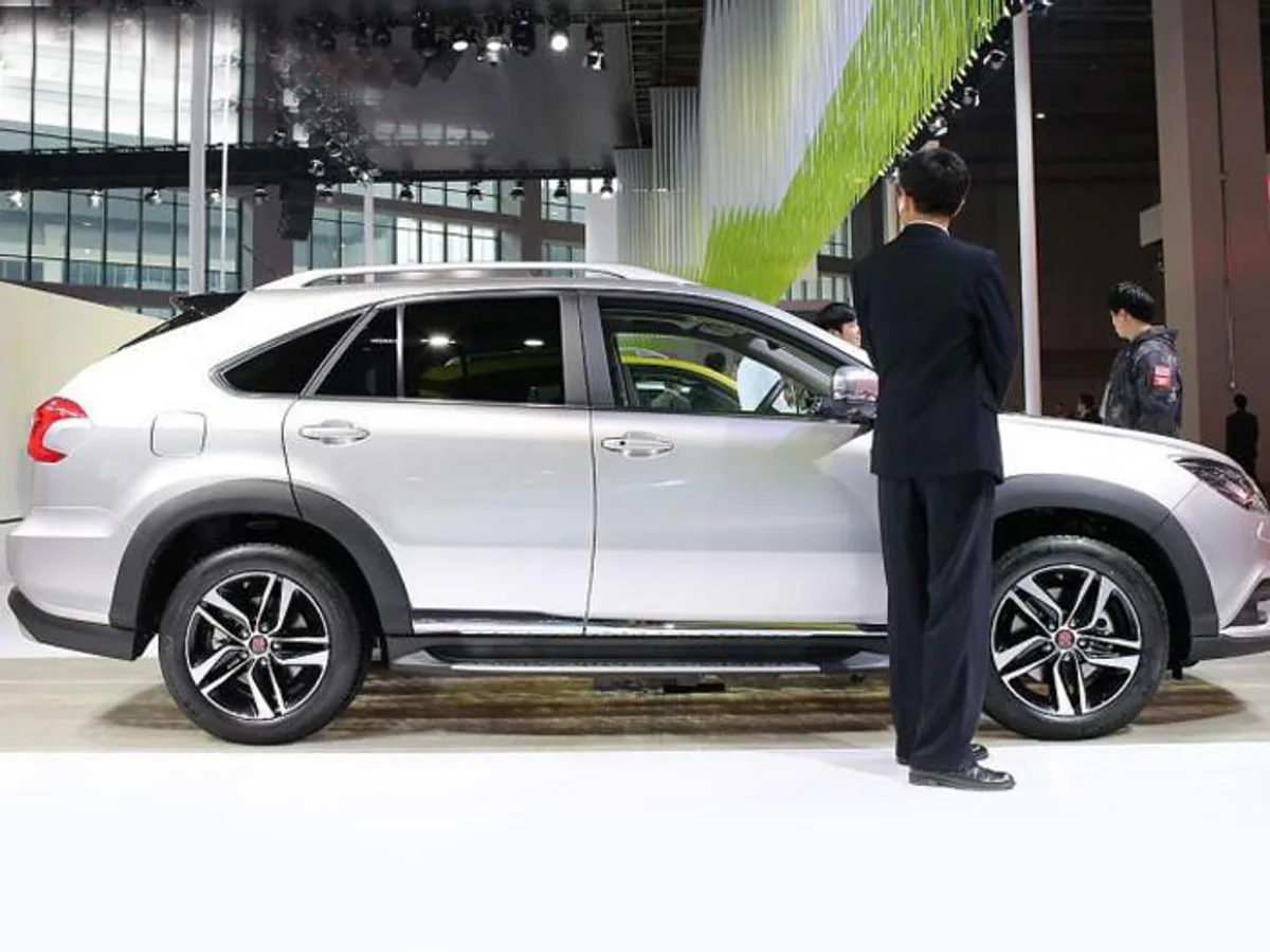 BYD-Tang-0423042015.jpg BYD в июле начнет продажи 505-сильного гибридного кроссовера