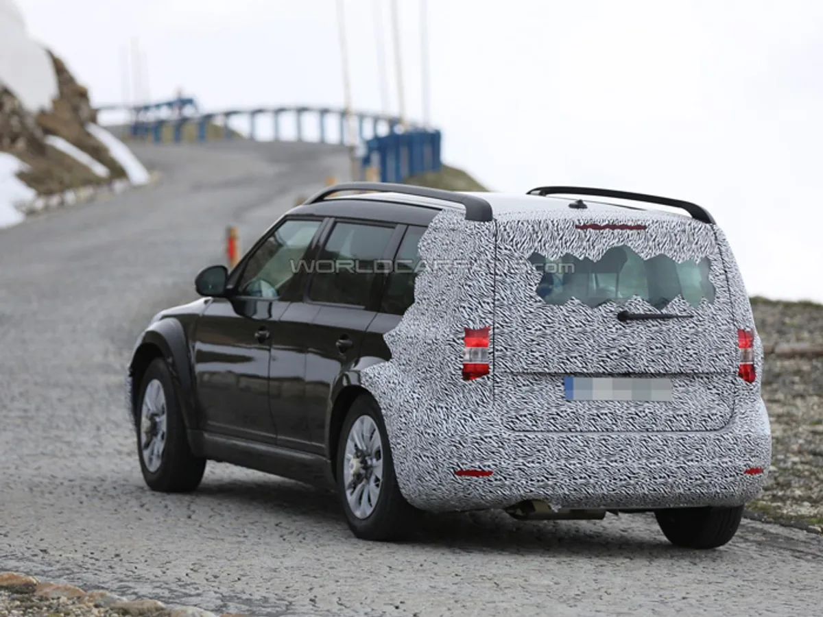 Skoda-Snowman-0502062015.jpg Skoda представит большой кроссовер осенью