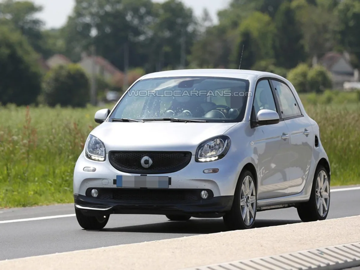 Smart-ForFour-0209062015.jpg Brabus готовит свою версию smart forfour