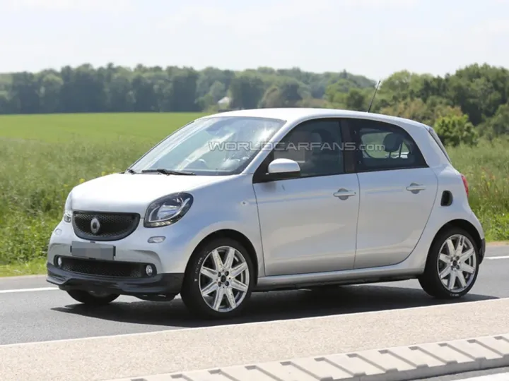 Brabus готовит свою версию smart forfour