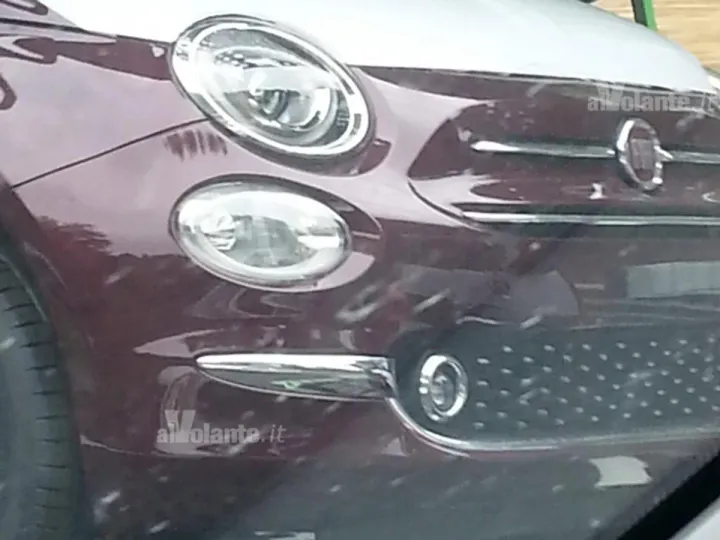 Обновленный Fiat 500 лишился камуфляжа