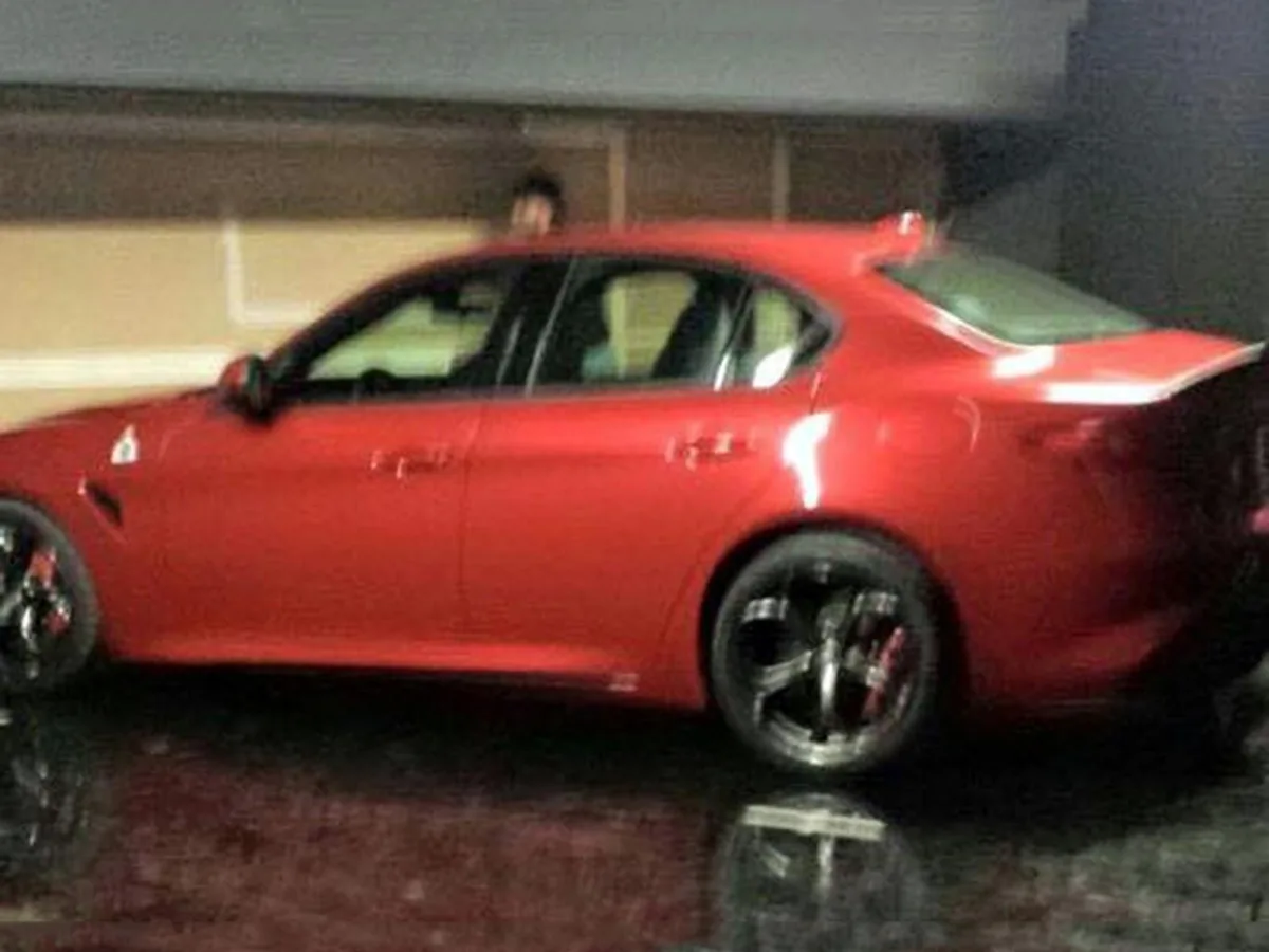 Alfa-Romeo-Giulia-0124062015.jpg Фотошпионы обнаружили новую модель Alfa Romeo
