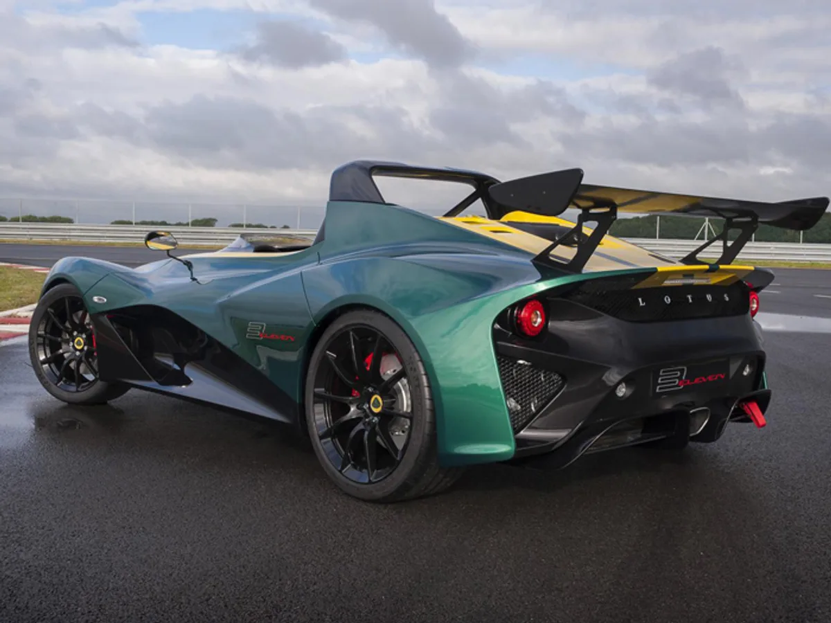Lotus-3-Eleven-0226062015.jpg Lotus представил новый спорткар