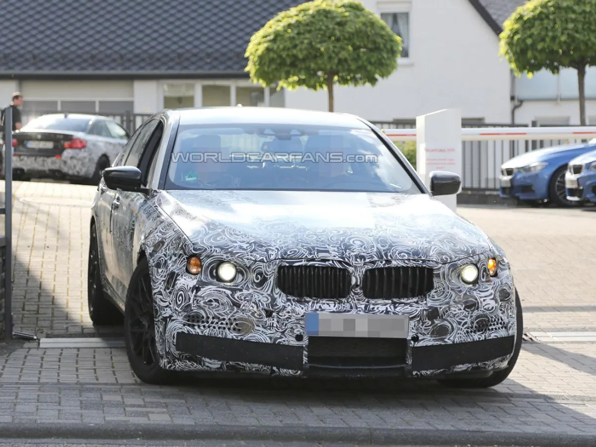 BMW-M5-0330062015.jpg BMW тестирует новую M5 на Нюрнубргринге
