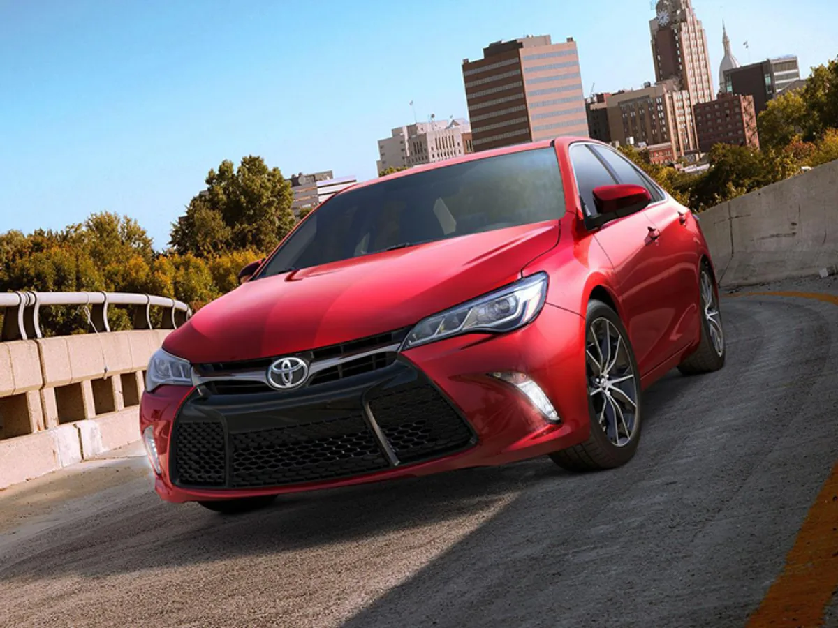 Toyota Camry получит турбодвигатель